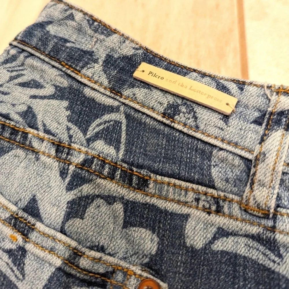 Pilcro Blue floral print Straight Leg Jeans Retro Wash Anthropologie - Picture 7 of 11